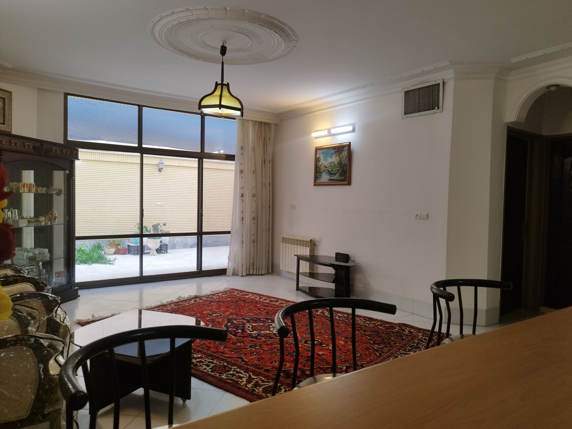 اصفهان ۱۰۰ یکخوابه پارکینگ سقفدار