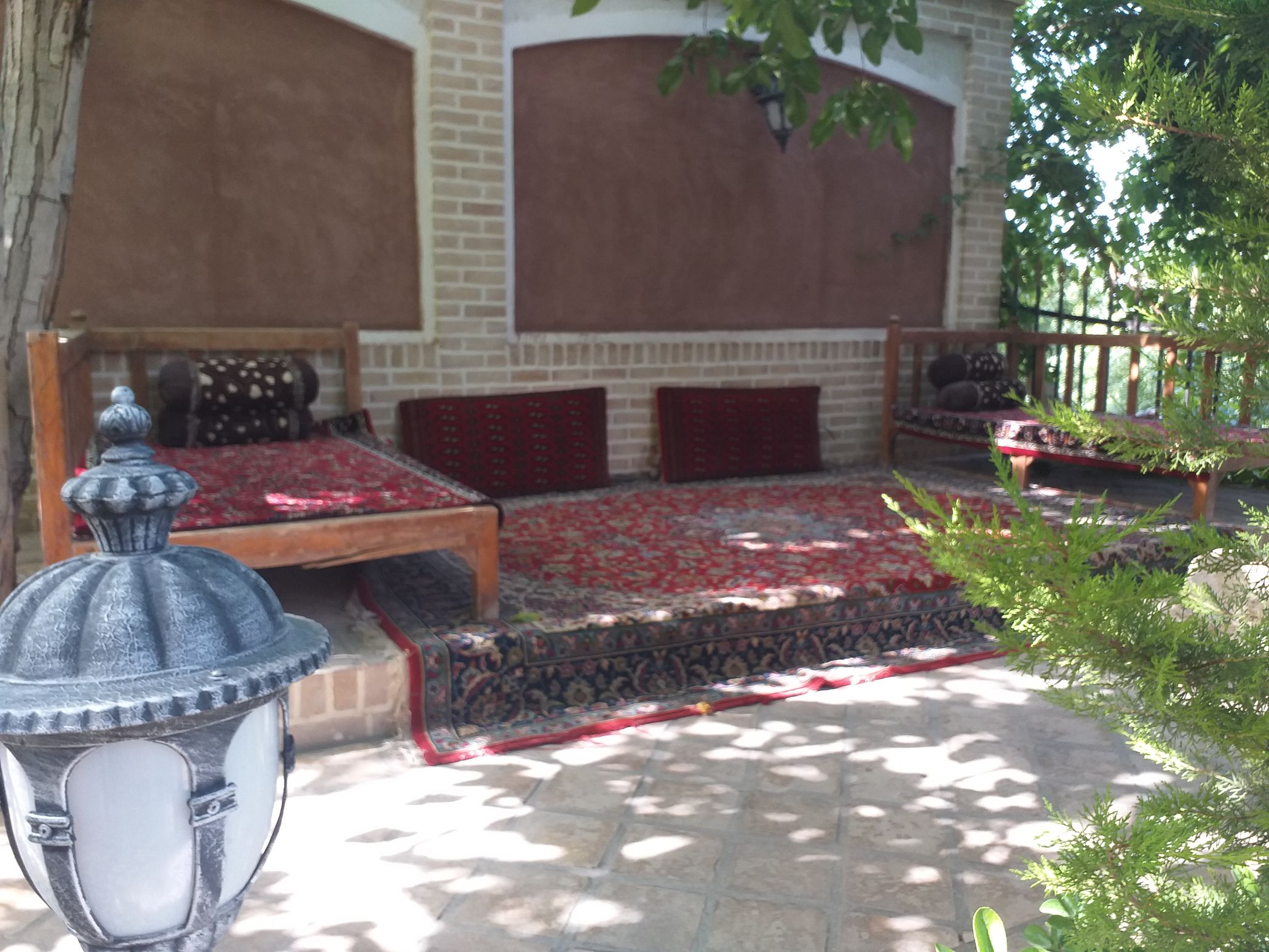 ویلا باغ نیاسر
