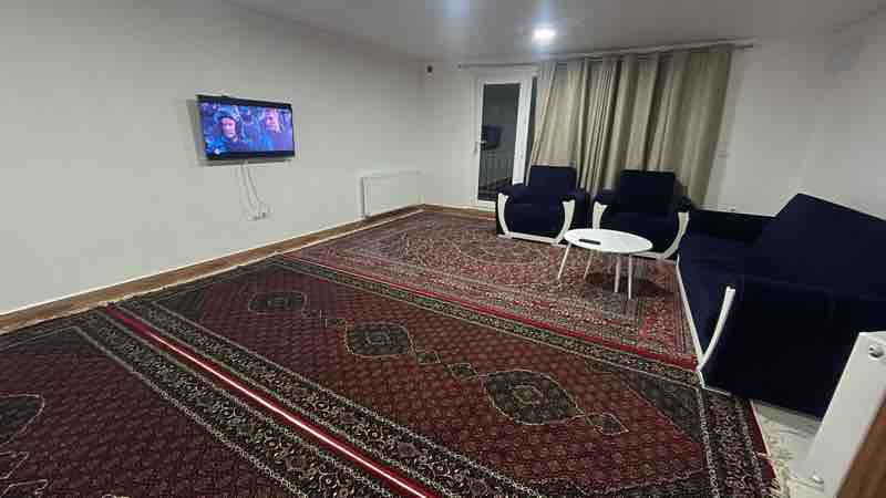 یک‌خوابه طبقه اول