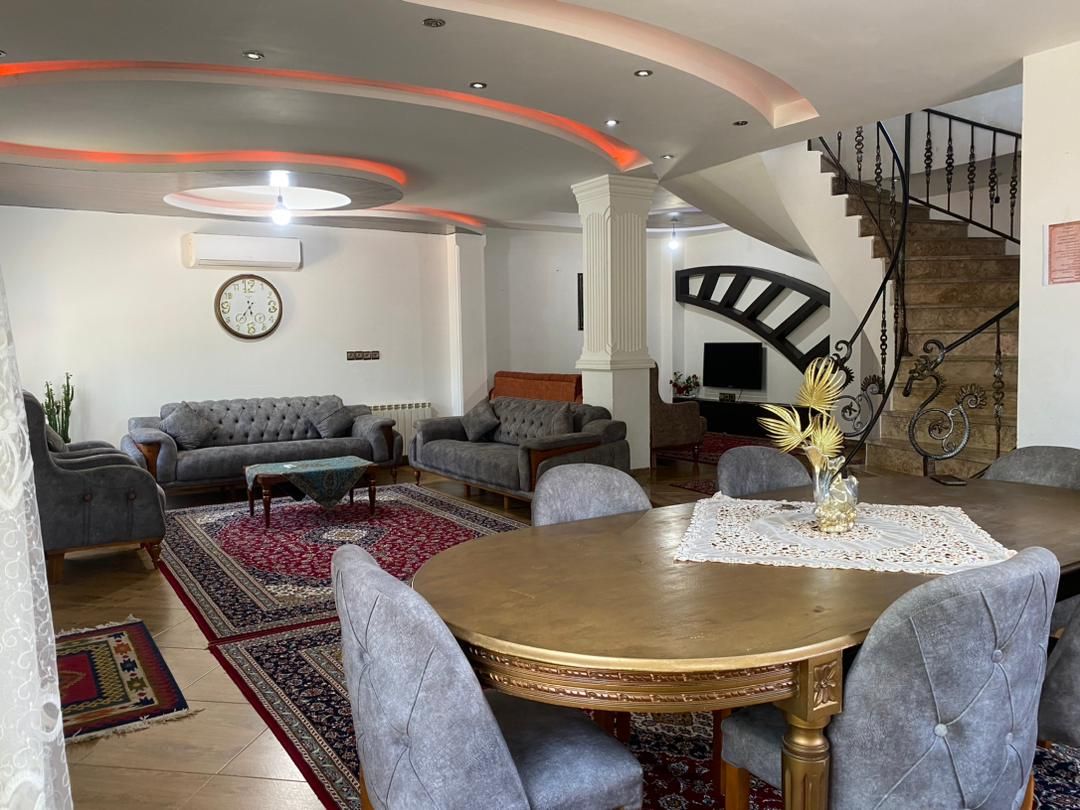 عمارت بام سبز
