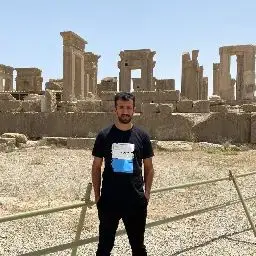 پوریا نعمت پور